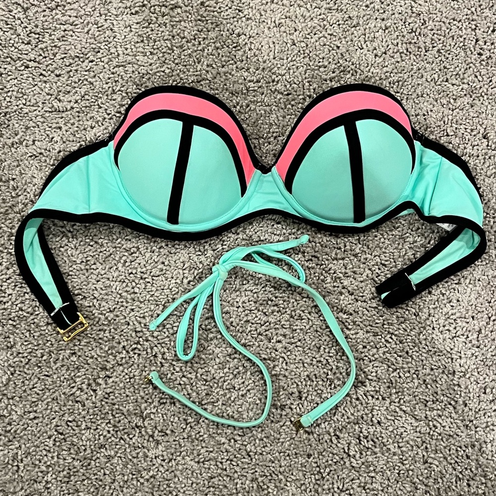 California Waves bandeau swimsuit top size L